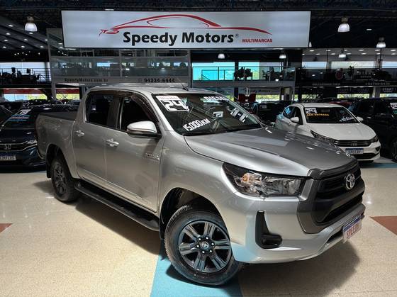 TOYOTA HILUX 2.8 D-4D TURBO DIESEL CD SR 4X4 AUTOMÁTICO